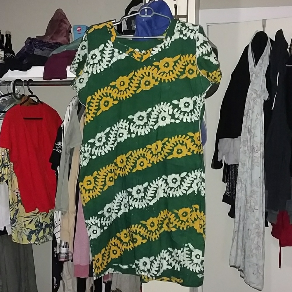 Vintage blue yellow and white patterened tunic